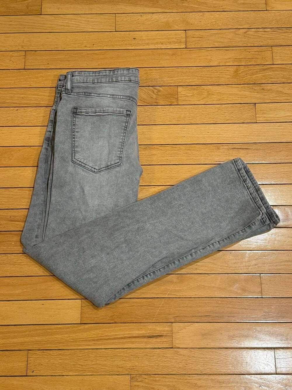 Lazer Men's Gray Distressed Slim Fit Denim Jeans with Side Slits straight fit
